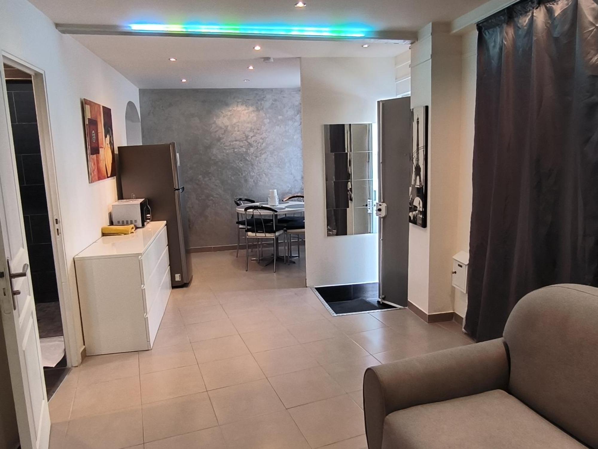 מונטריי Loft Porte De Paris Croix De Chavaux 93100 Montreuil מראה חיצוני תמונה